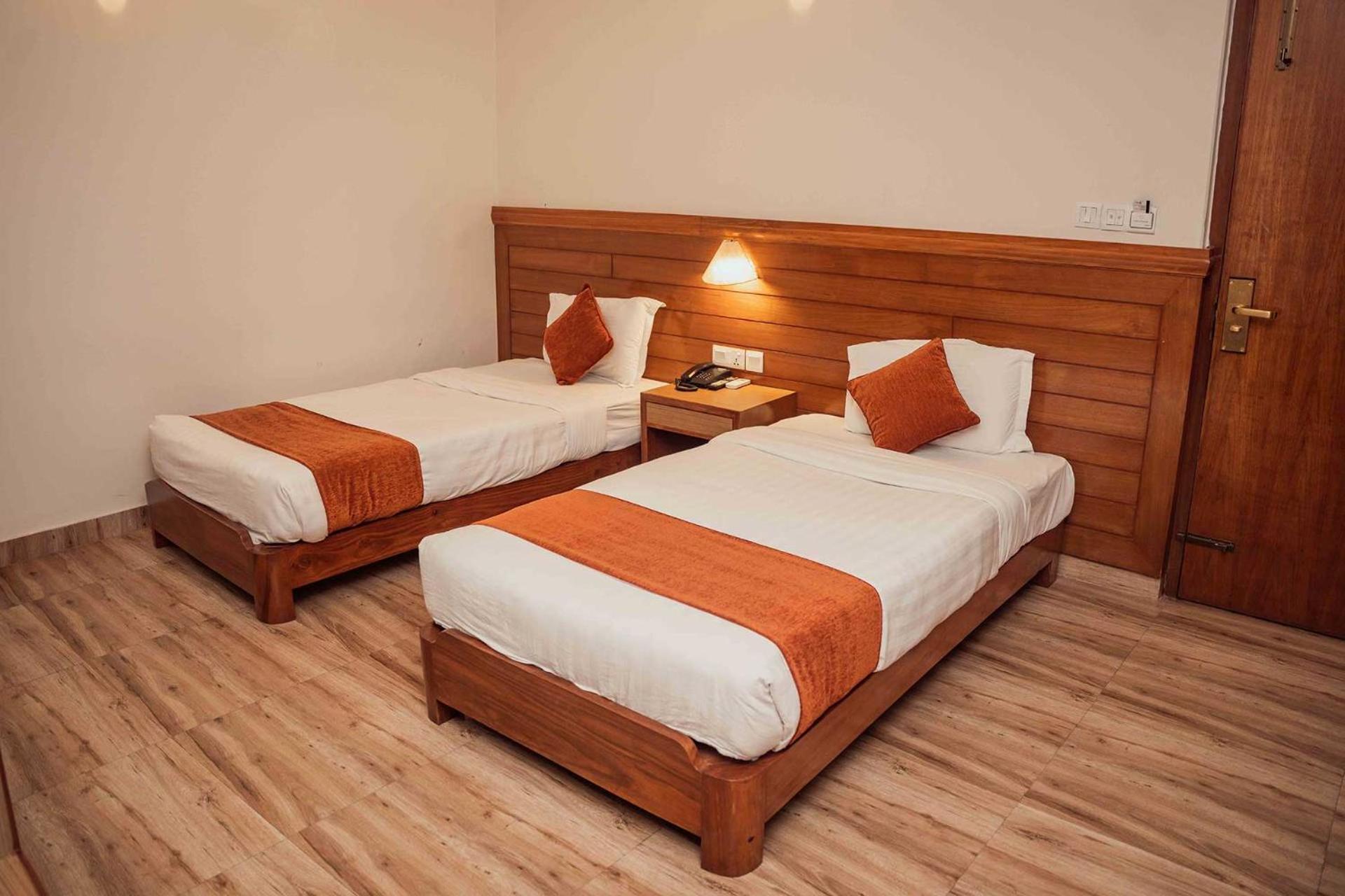 Mount View Pokhara Hotel Buitenkant foto