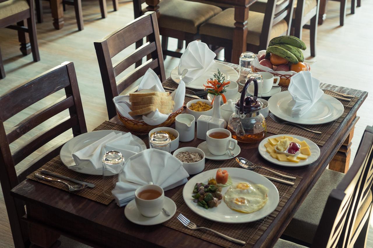 Mount View Pokhara Hotel Buitenkant foto